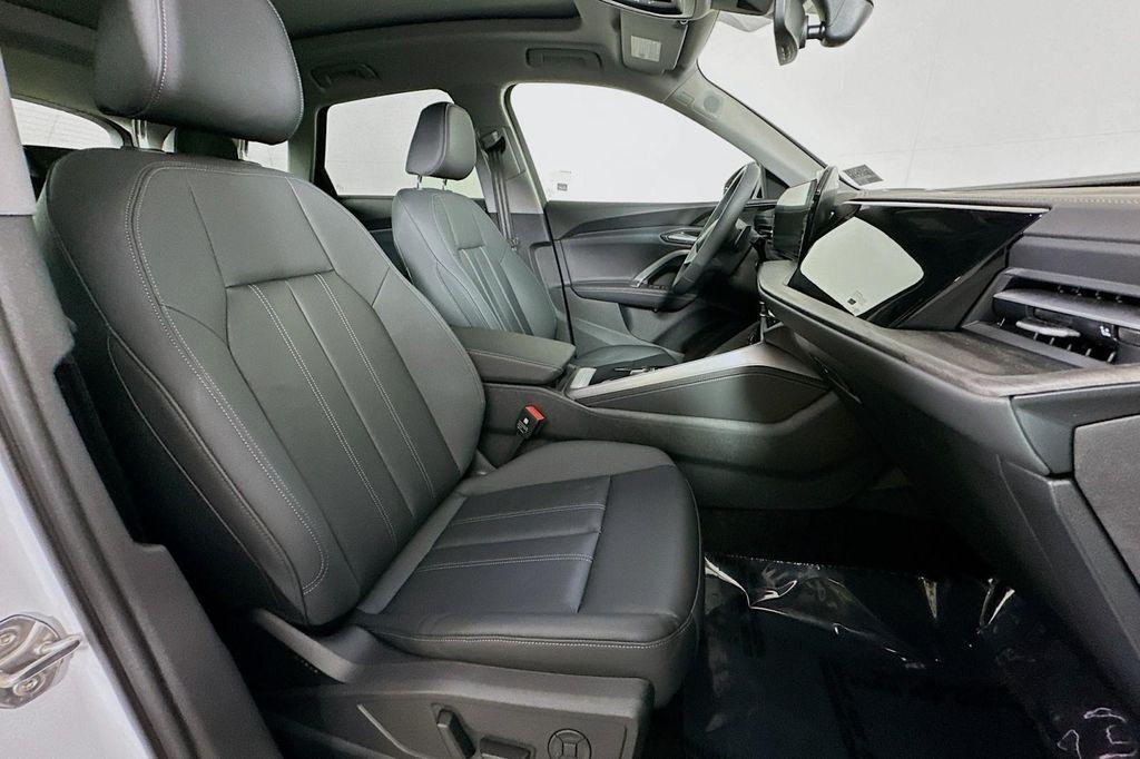 new 2025 Audi Q5 car, priced at $59,490