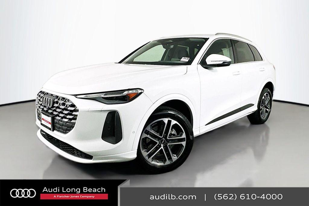 new 2025 Audi Q5 car, priced at $59,490