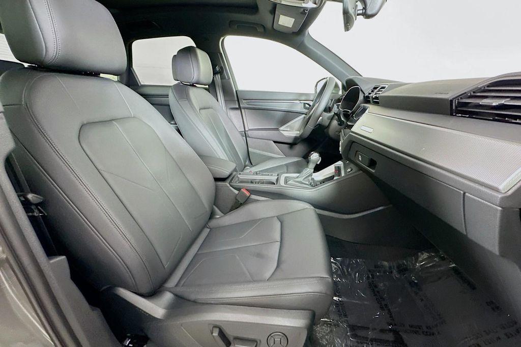 new 2025 Audi Q3 car, priced at $43,925