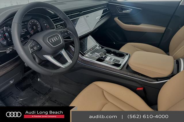 new 2025 Audi Q7 car, priced at $70,020