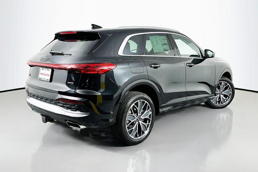 new 2025 Audi Q5 car, priced at $61,890