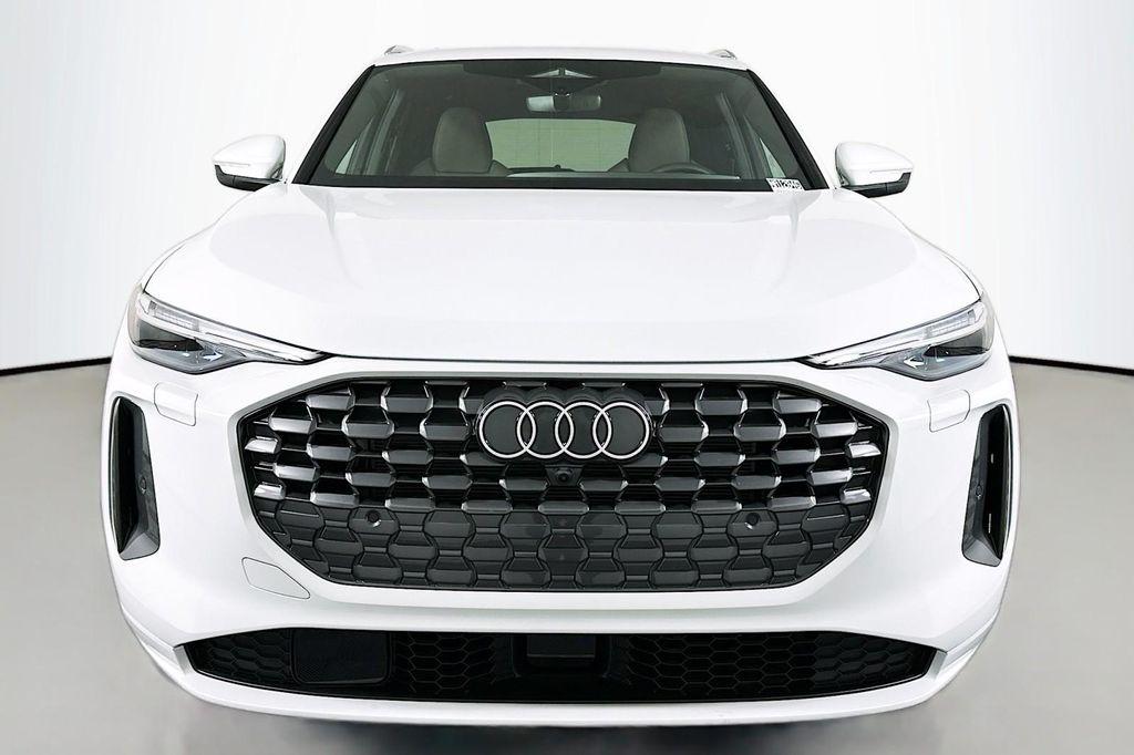 new 2025 Audi Q5 car, priced at $60,975