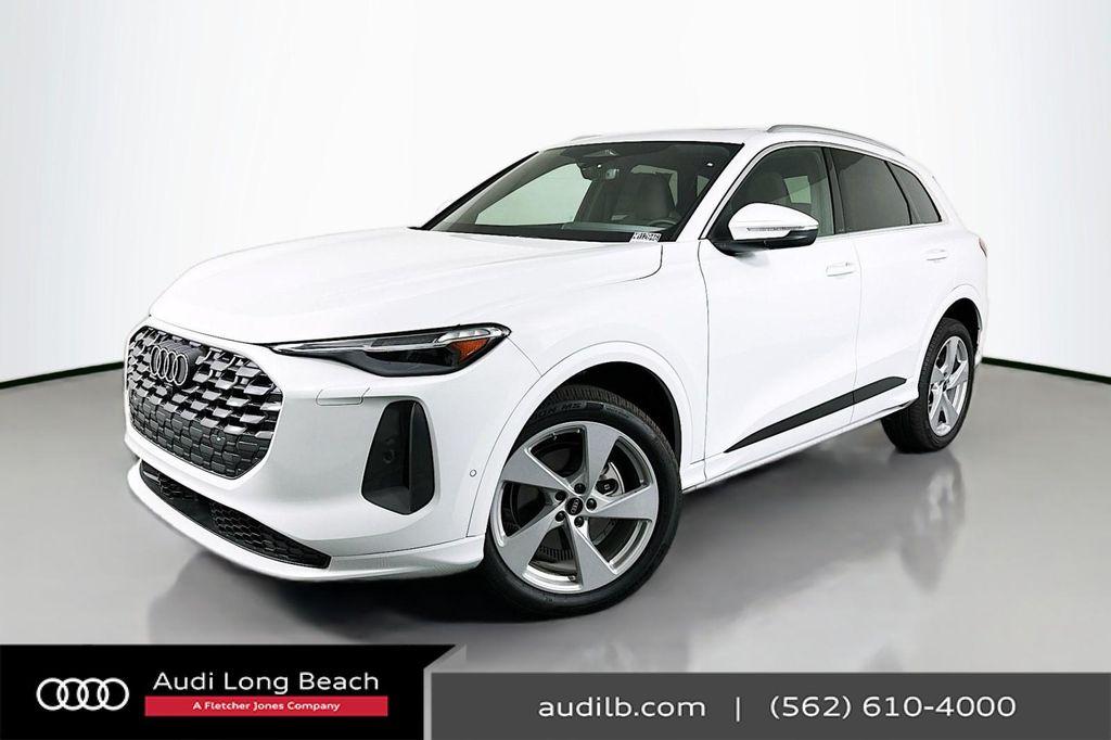 new 2025 Audi Q5 car, priced at $60,975