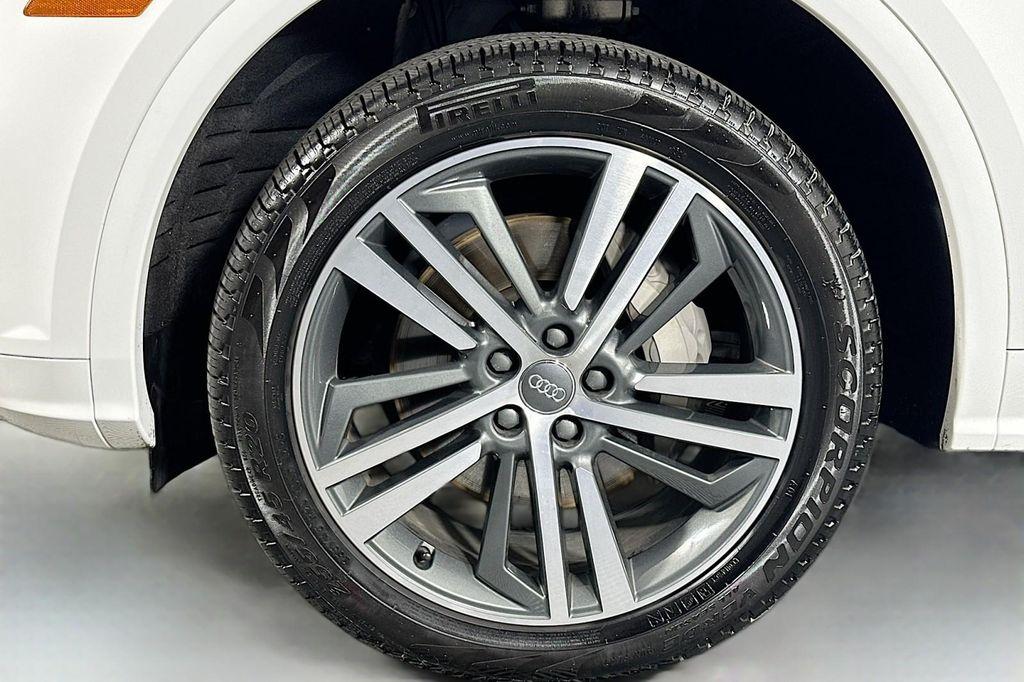 used 2020 Audi Q5 car, priced at $26,482