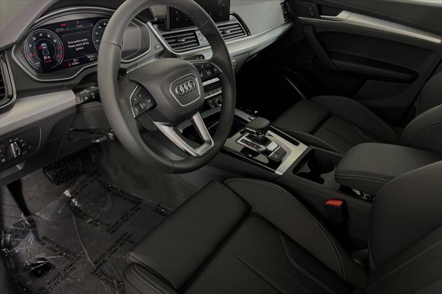 new 2025 Audi Q5 car, priced at $53,660