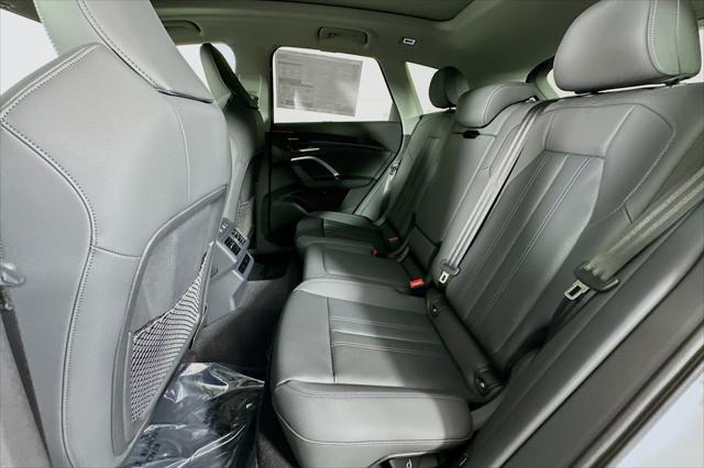 new 2025 Audi Q5 car, priced at $60,960