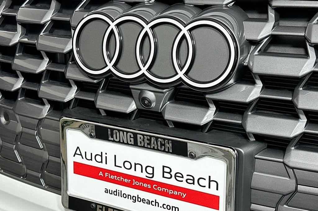 new 2025 Audi Q5 car, priced at $60,475