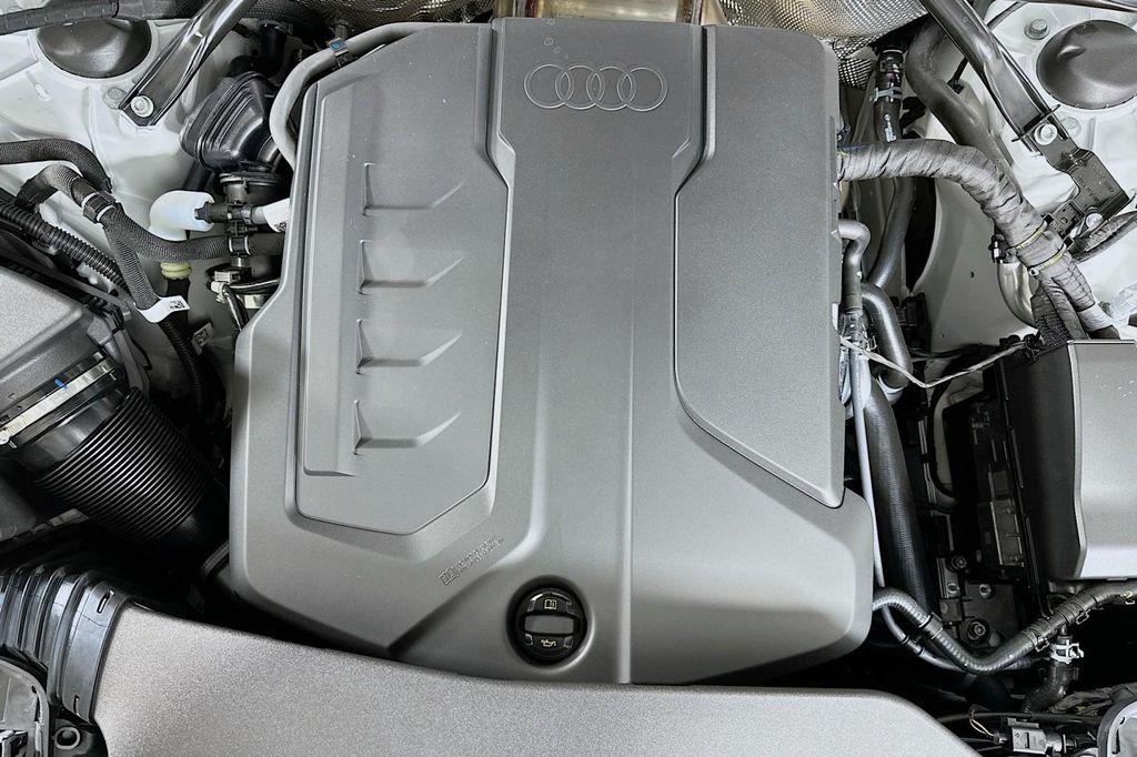 new 2025 Audi Q5 car, priced at $60,475