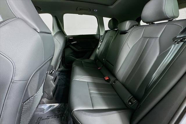 new 2025 Audi Q6 e-tron car, priced at $75,425