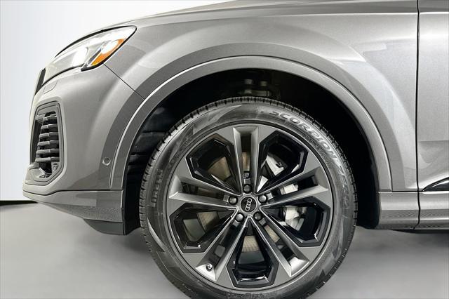 new 2025 Audi Q7 car, priced at $77,460