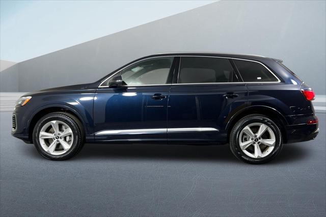 new 2025 Audi Q7 car, priced at $65,120