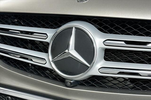 used 2021 Mercedes-Benz GLC 300 car, priced at $24,994