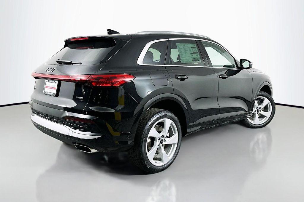 new 2025 Audi Q5 car, priced at $60,290