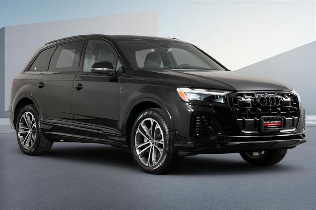 new 2025 Audi Q7 car, priced at $68,260