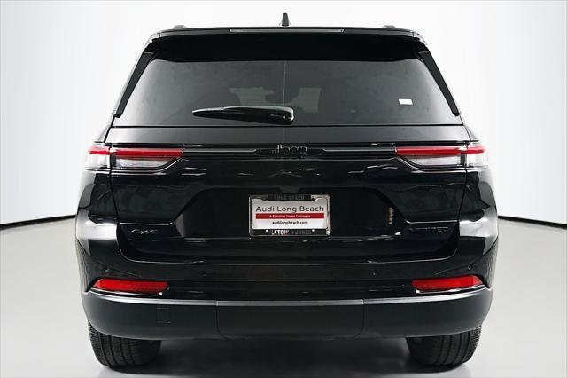 used 2024 Jeep Grand Cherokee car, priced at $40,594