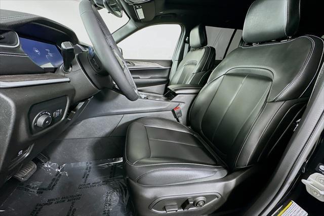 used 2024 Jeep Grand Cherokee car, priced at $40,594