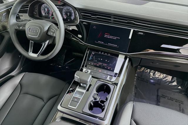 new 2025 Audi Q7 car, priced at $77,460