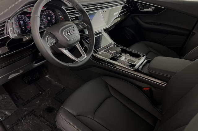 new 2025 Audi Q7 car, priced at $65,370