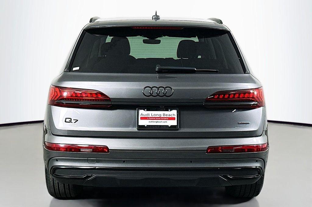 used 2023 Audi Q7 car, priced at $32,444