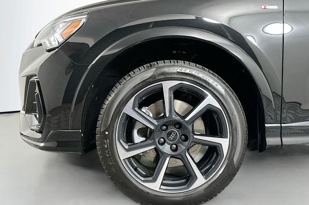 new 2025 Audi Q3 car, priced at $47,065