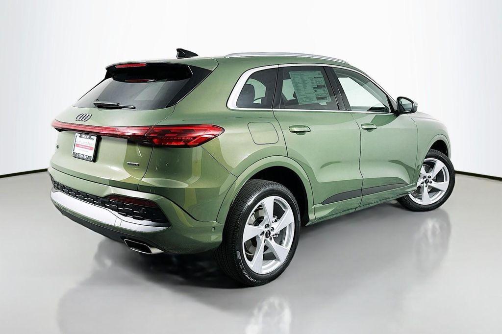new 2025 Audi Q5 car, priced at $60,440