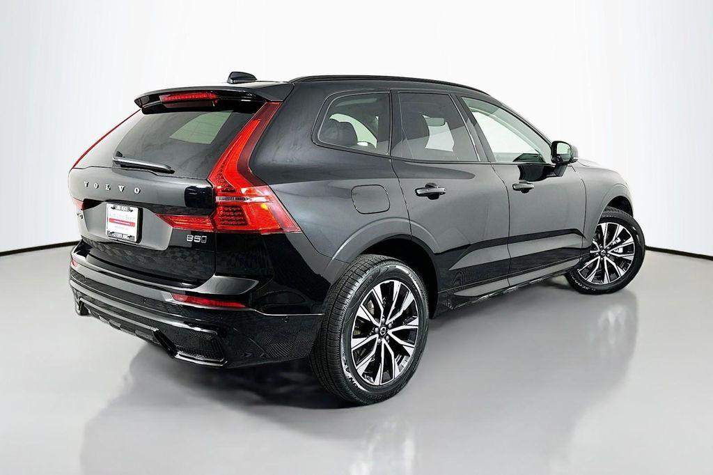 used 2025 Volvo XC60 car, priced at $32,990