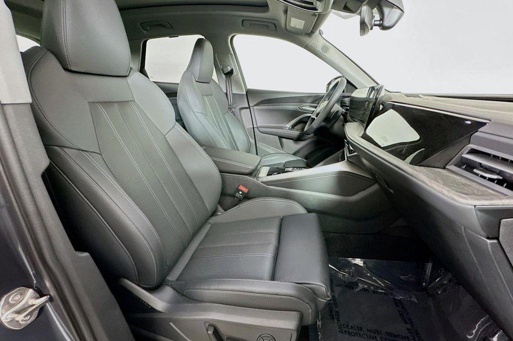 new 2025 Audi Q5 car, priced at $60,975