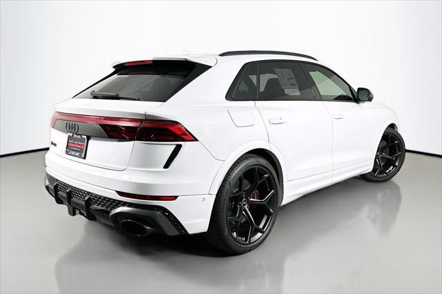 new 2025 Audi RS Q8 car, priced at $154,600