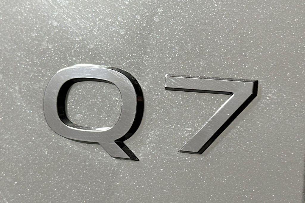 new 2025 Audi Q7 car, priced at $78,000