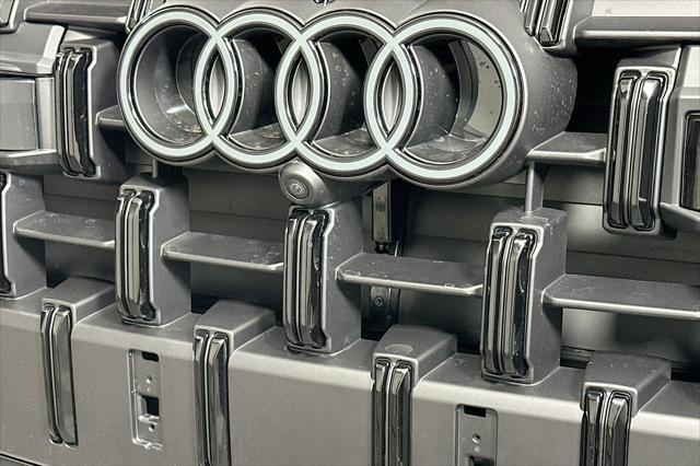 new 2025 Audi Q7 car, priced at $76,610
