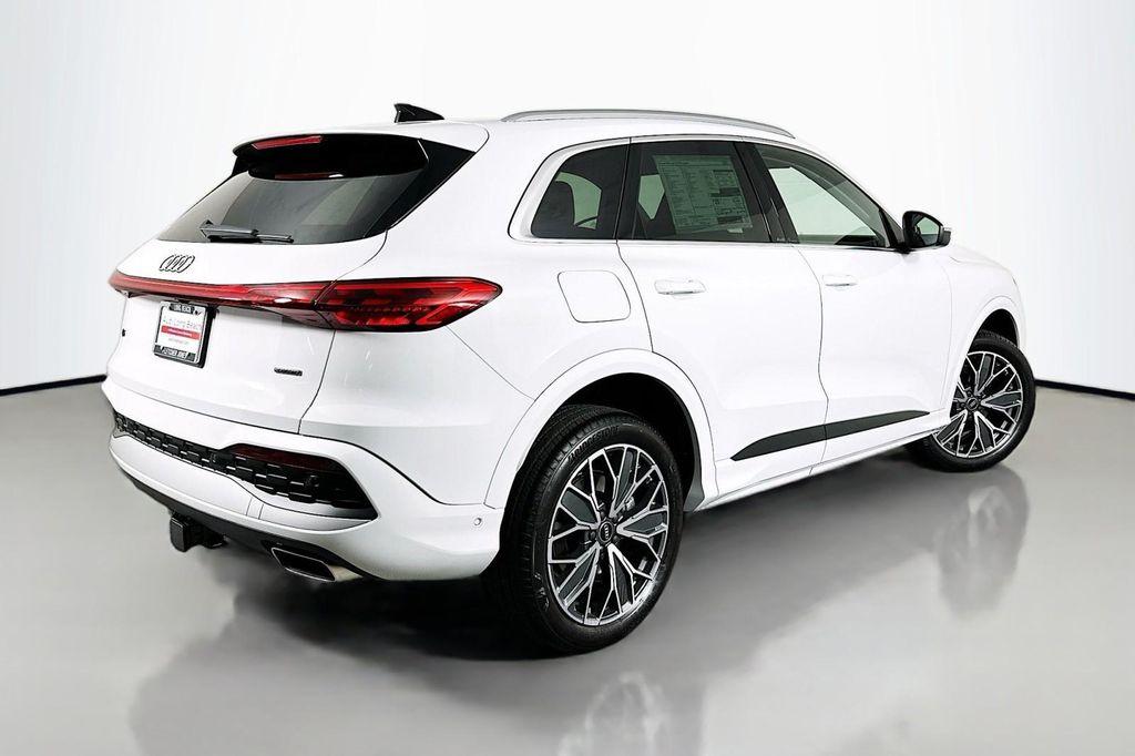 new 2025 Audi Q5 car, priced at $61,890