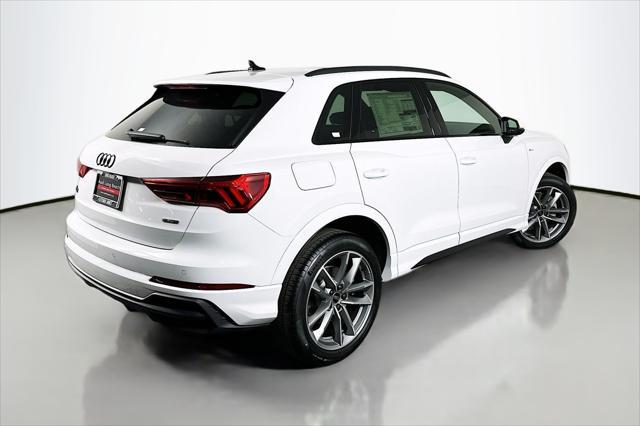 new 2025 Audi Q3 car, priced at $45,785