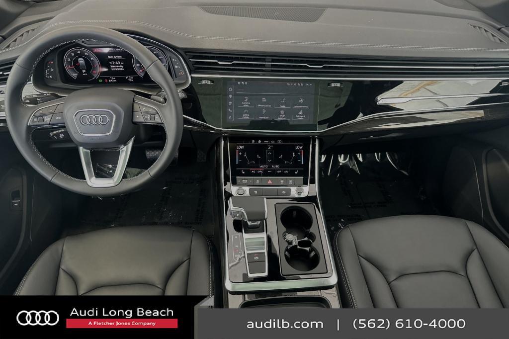 new 2025 Audi Q7 car, priced at $65,270