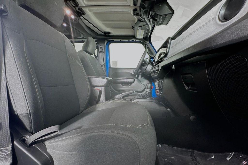 used 2024 Jeep Gladiator car, priced at $33,991