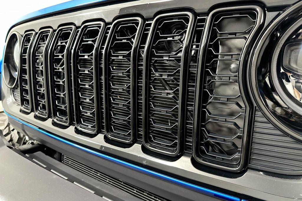 used 2024 Jeep Gladiator car, priced at $33,991