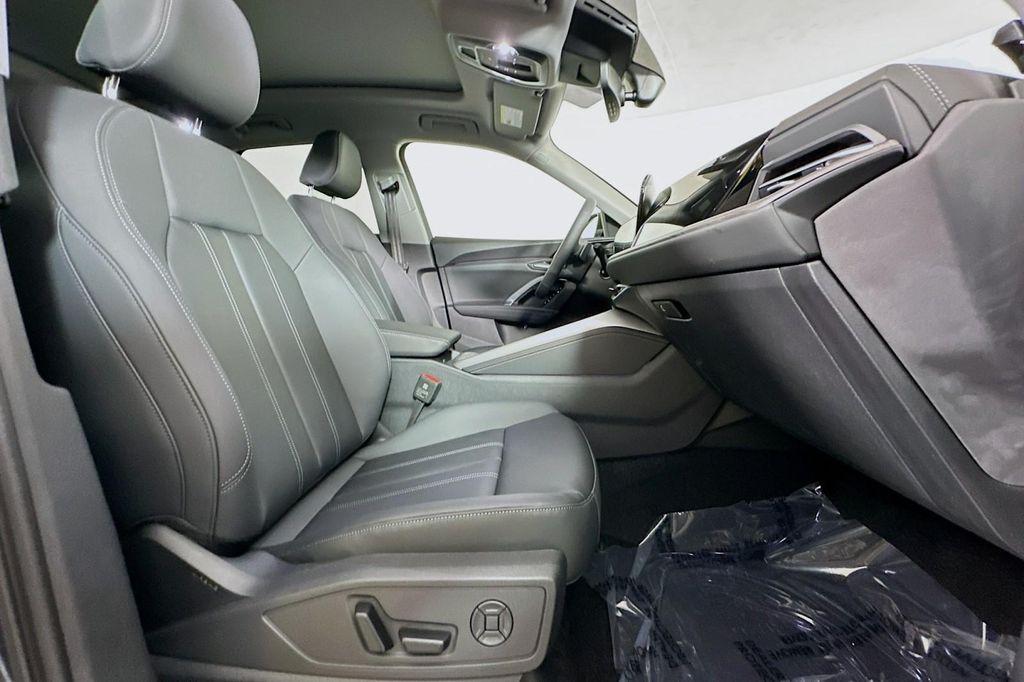 new 2025 Audi Q5 car, priced at $58,100