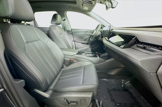 new 2025 Audi Q6 e-tron car, priced at $70,675