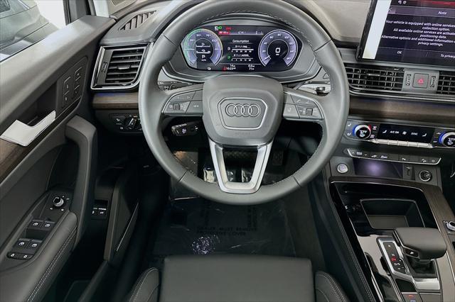 new 2025 Audi Q5 car, priced at $67,935