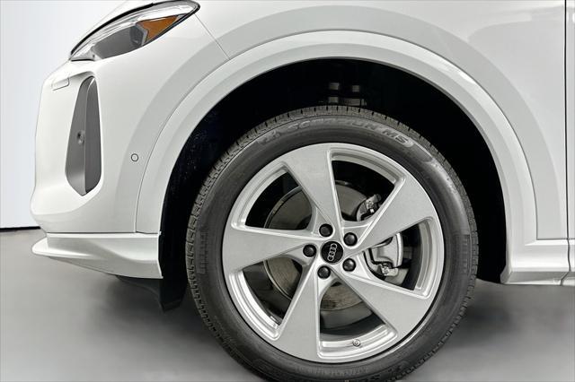 new 2025 Audi Q5 car, priced at $61,150
