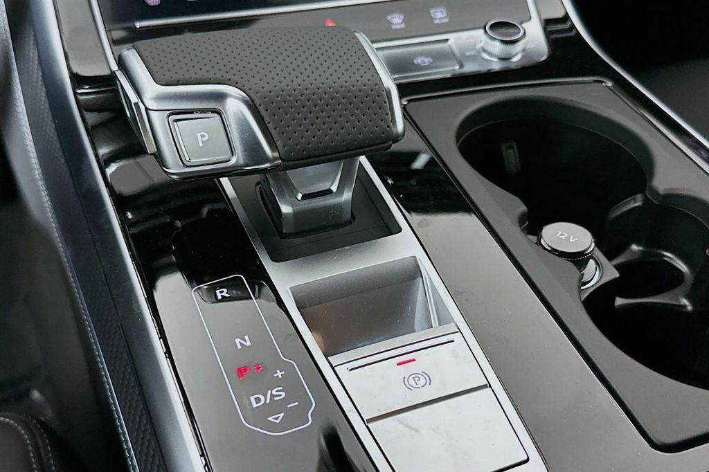 new 2026 Audi SQ7 car, priced at $103,330