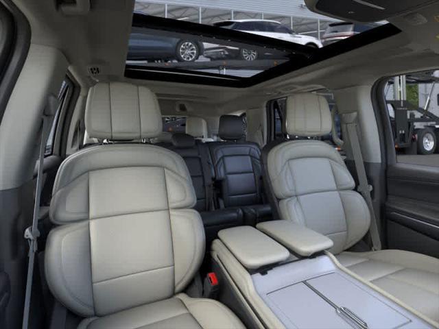 new 2025 Lincoln Navigator car, priced at $103,955