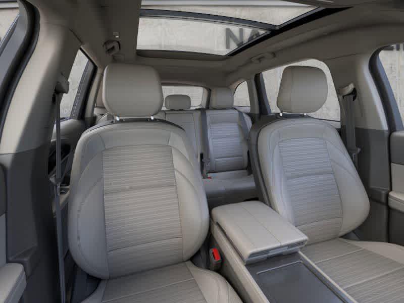 new 2025 Lincoln Nautilus car, priced at $62,904