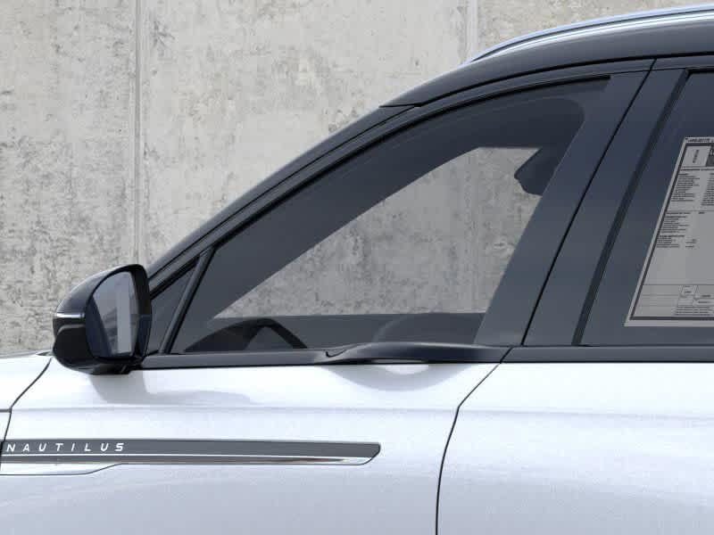 new 2025 Lincoln Nautilus car, priced at $62,904