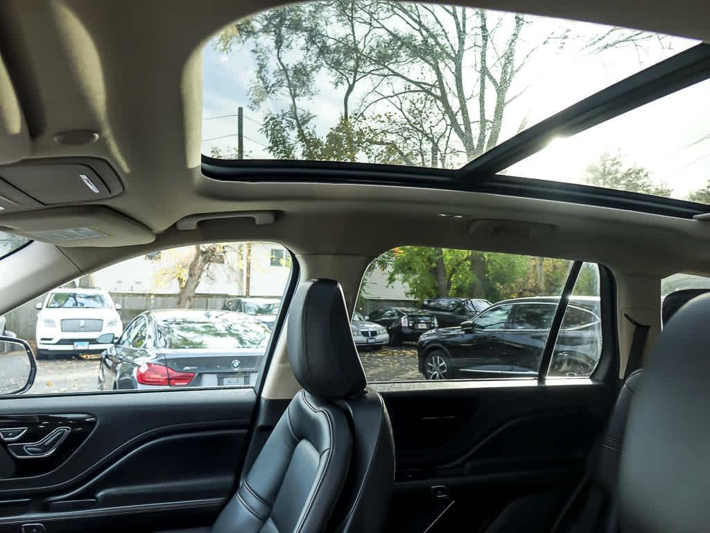 used 2023 Lincoln Aviator car, priced at $42,380