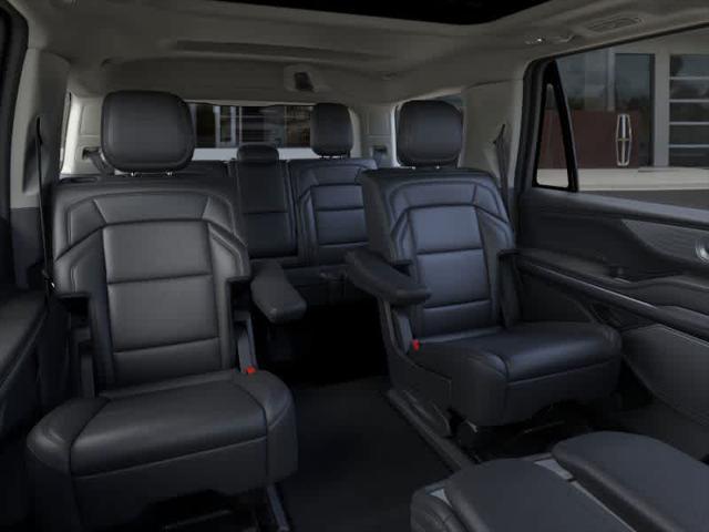 new 2025 Lincoln Navigator car, priced at $104,005