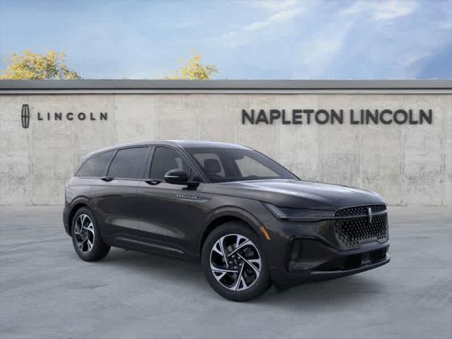 new 2025 Lincoln Nautilus car, priced at $57,096