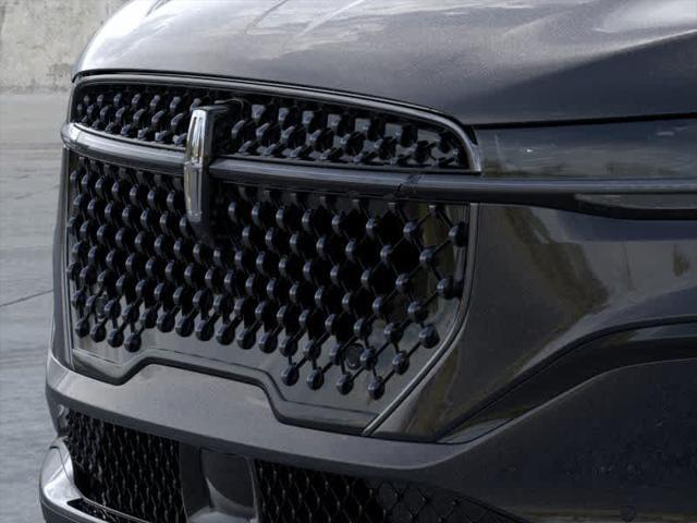 new 2025 Lincoln Nautilus car, priced at $57,096