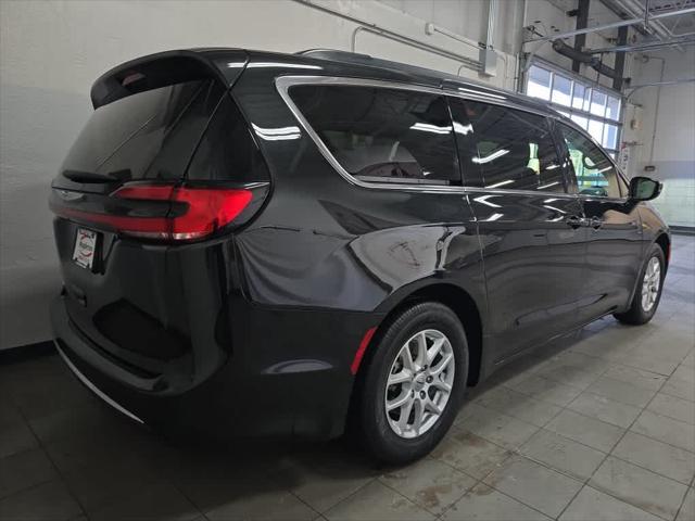 used 2022 Chrysler Pacifica car, priced at $21,433