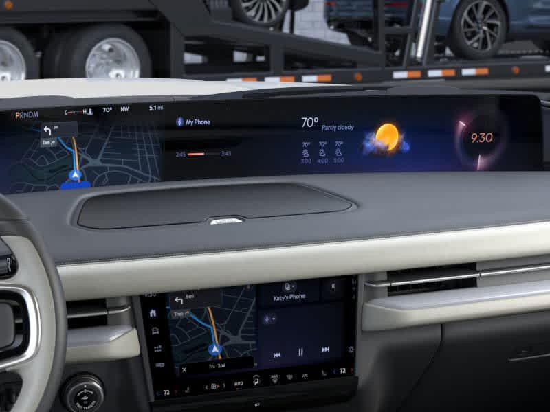 new 2025 Lincoln Navigator car, priced at $100,901