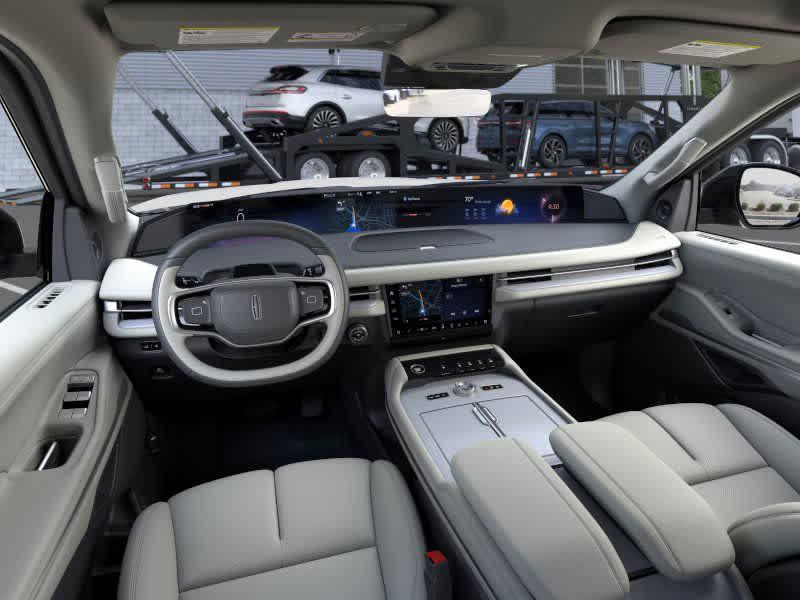 new 2025 Lincoln Navigator car, priced at $100,901